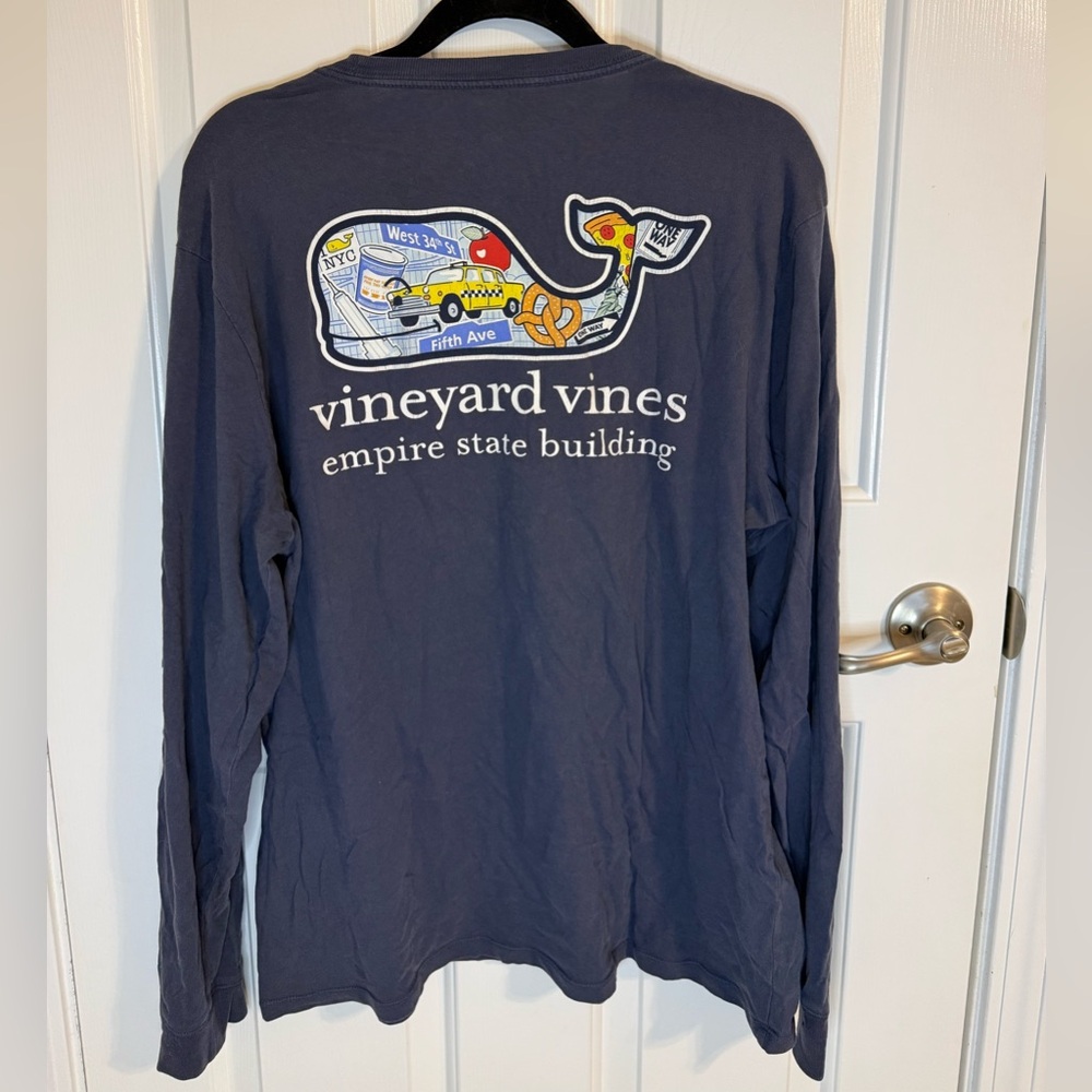 Vineyard Vines Empire State Building New York Long Sleeve Pocket T-shirt